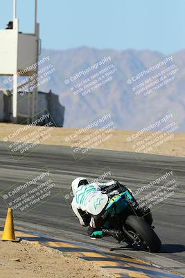 media/Feb-06-2025-Racers Edge (Thu) [[c17ed6f7b1]]/2-B Group/Session 4 End (Turn 10 Backside)/